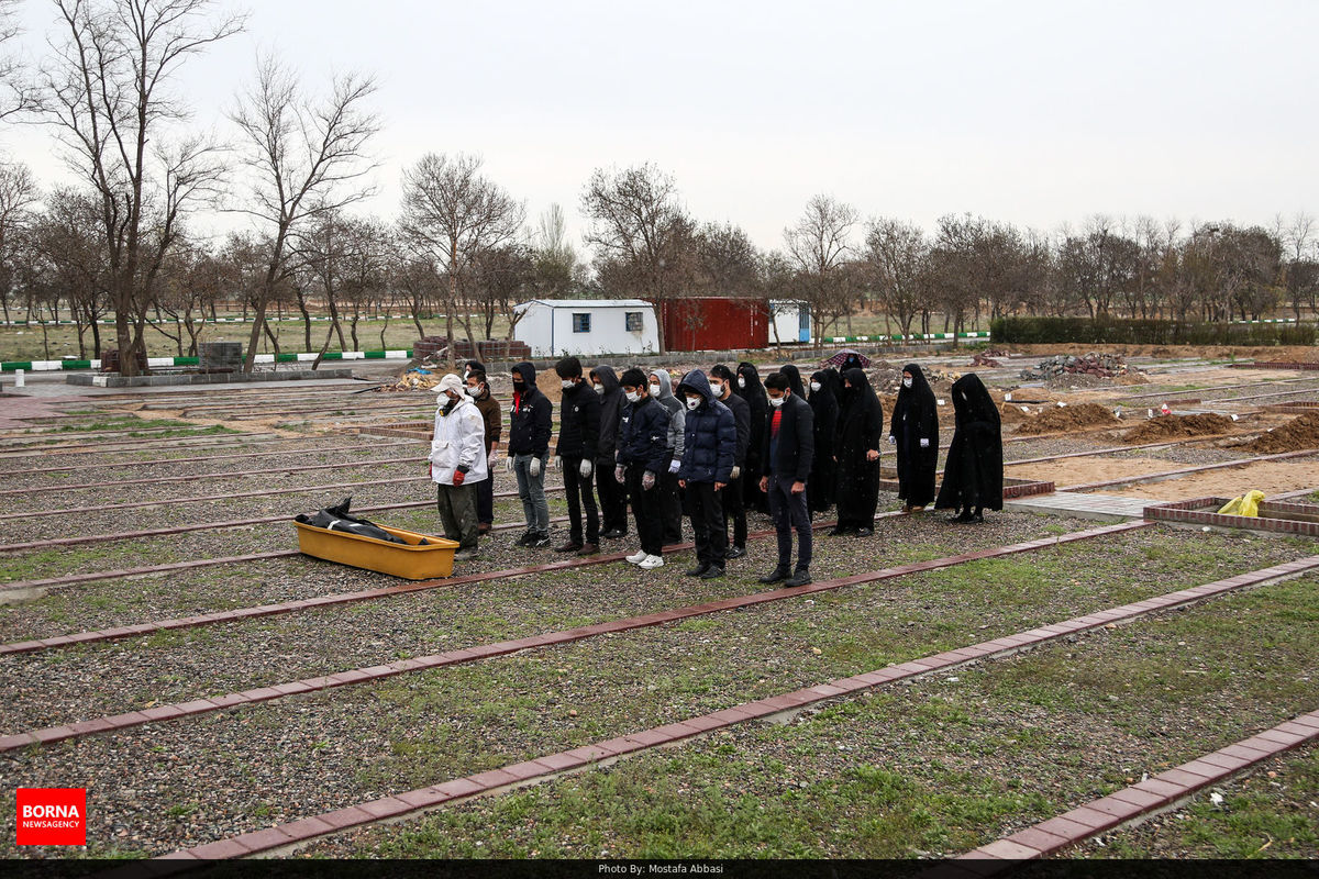 شناسایی ۱۰۲۵۰ بیمار جدید و فوت ۹۱ بیمار کووید۱۹ در کشور/ ۲۵ شهر در کشور قرمز و ۵۶ شهر نارنجی هستند