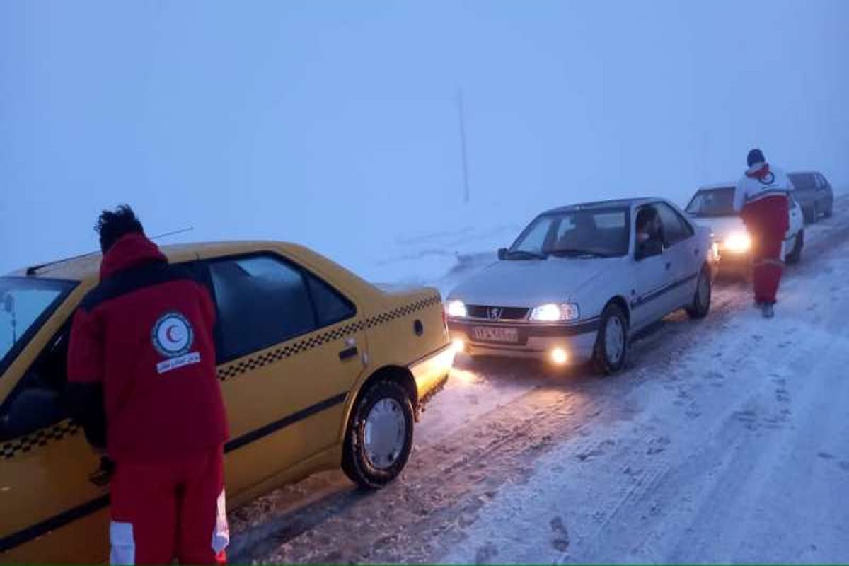 هلال احمر زنجان به بیش از ۱۱۳۰ نفر امدادرسانی کرد