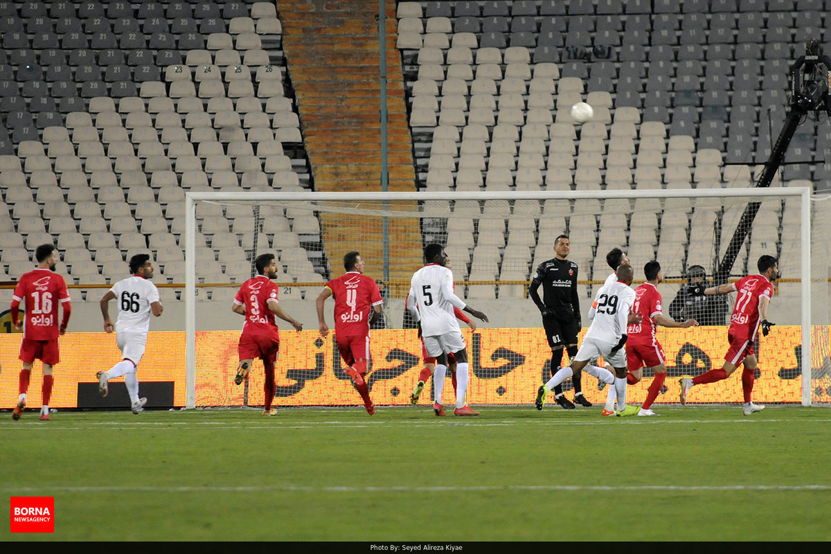 گل‌محمدی فاتح دوئل با نکونام/ پرسپولیس هم امتیاز استقلال شد