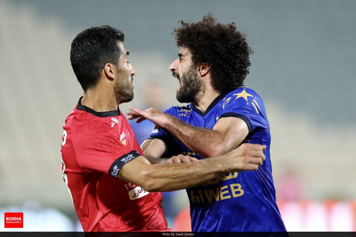 دوئل استقلال و پرسپولیس آغاز شد