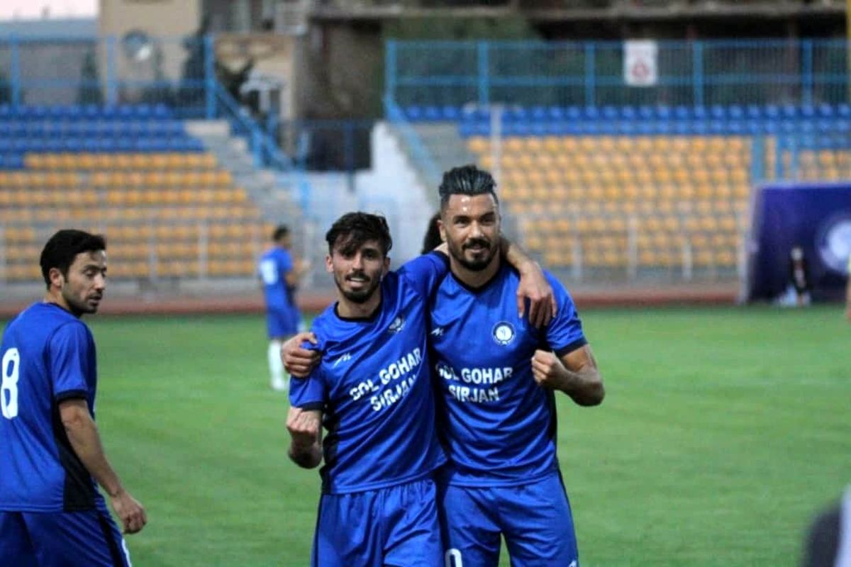 سپاهان به دنبال گزینه مد نظر پرسپولیس