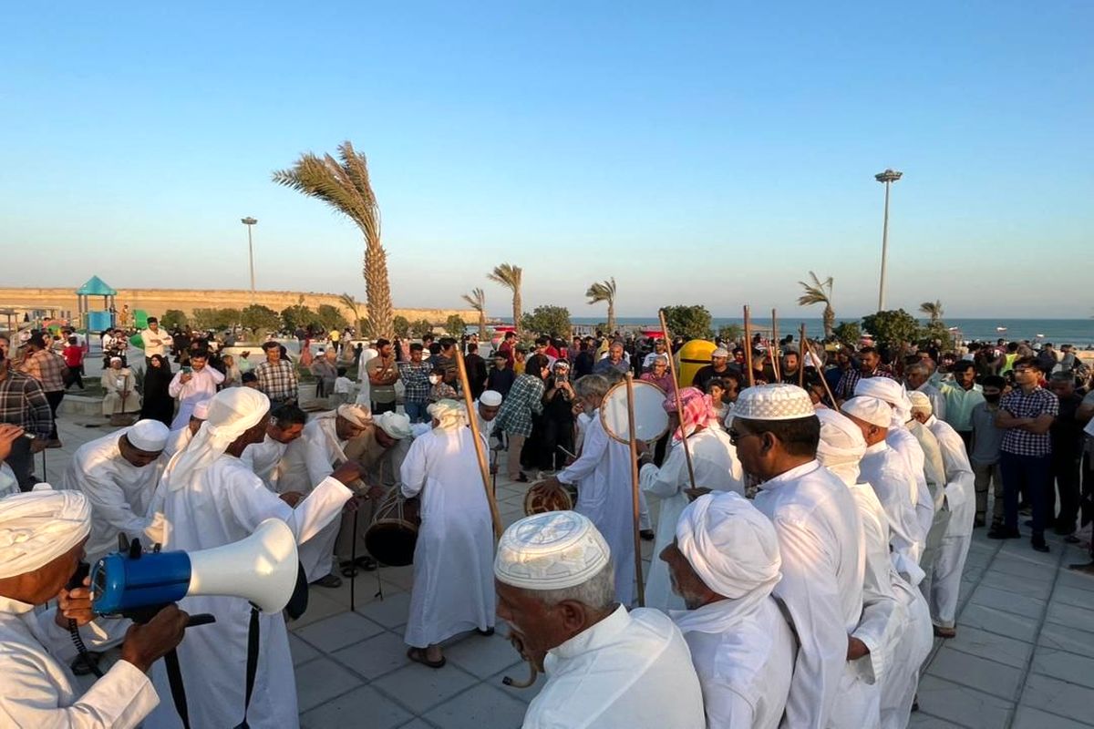 جشنواره برنامه‌های سنتی و فرهنگ آئینی برگزار شد