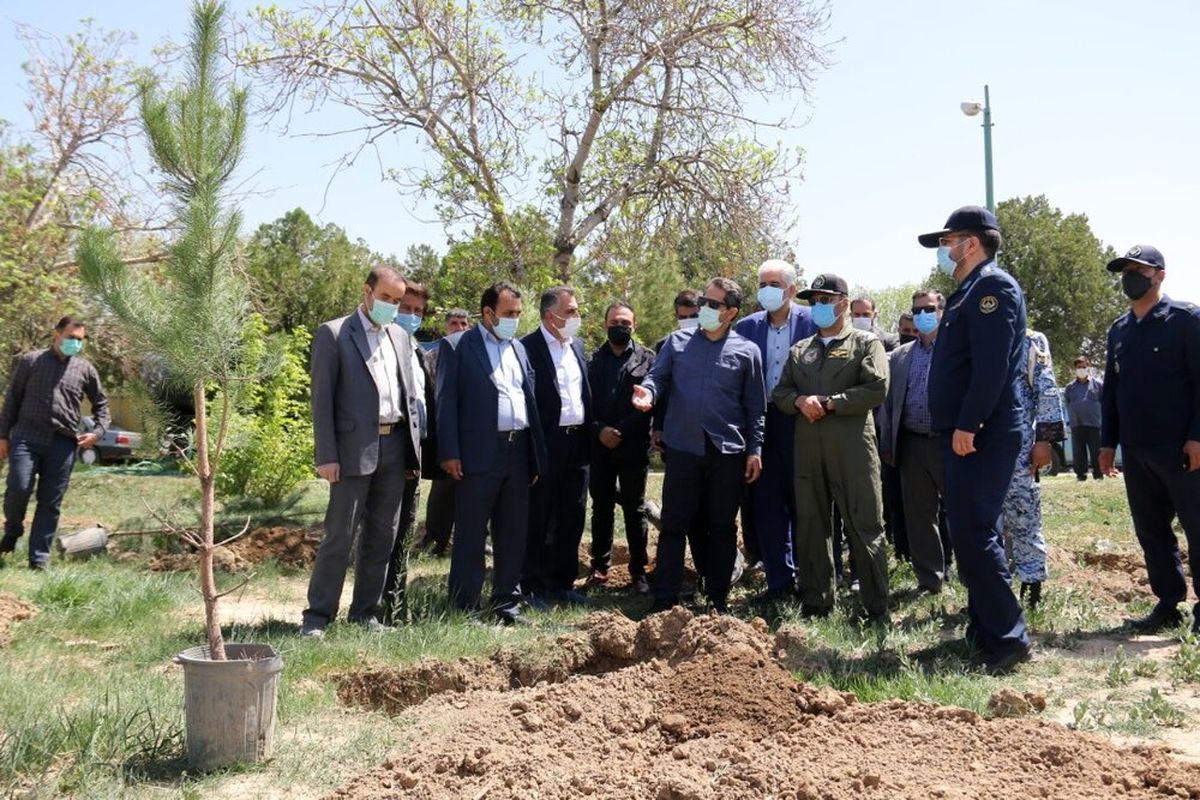 فرودگاه شهید مدنی را به جزیره ای سبز تبدیل می کنیم