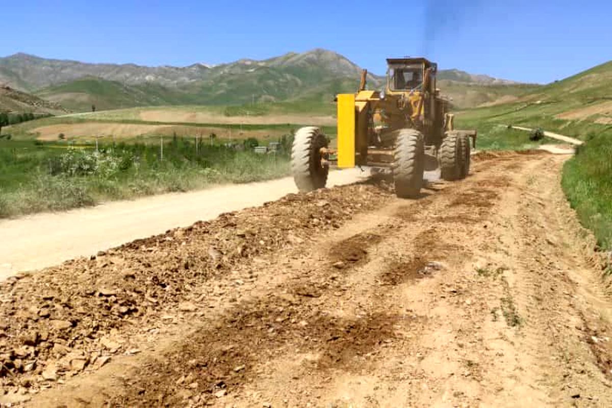 تسطیح و رگلاژ  ۵۰۰ کیلومتر راه روستایی در دو بازه زمانی مختلف طی سه ماهه نخست سال جاری