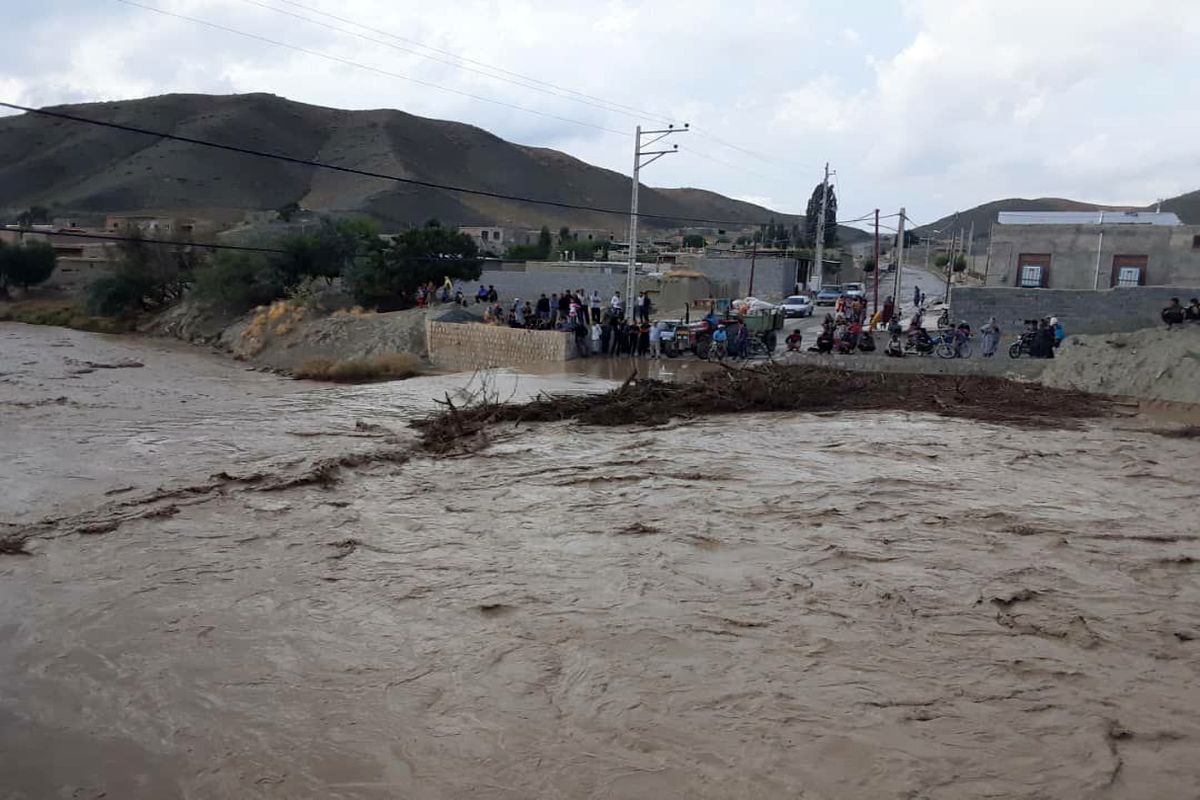 مسدود شدن راه ارتباطی حدود ۴۰روستای جنوب سیستان و بلوچستان بر اثر سیل