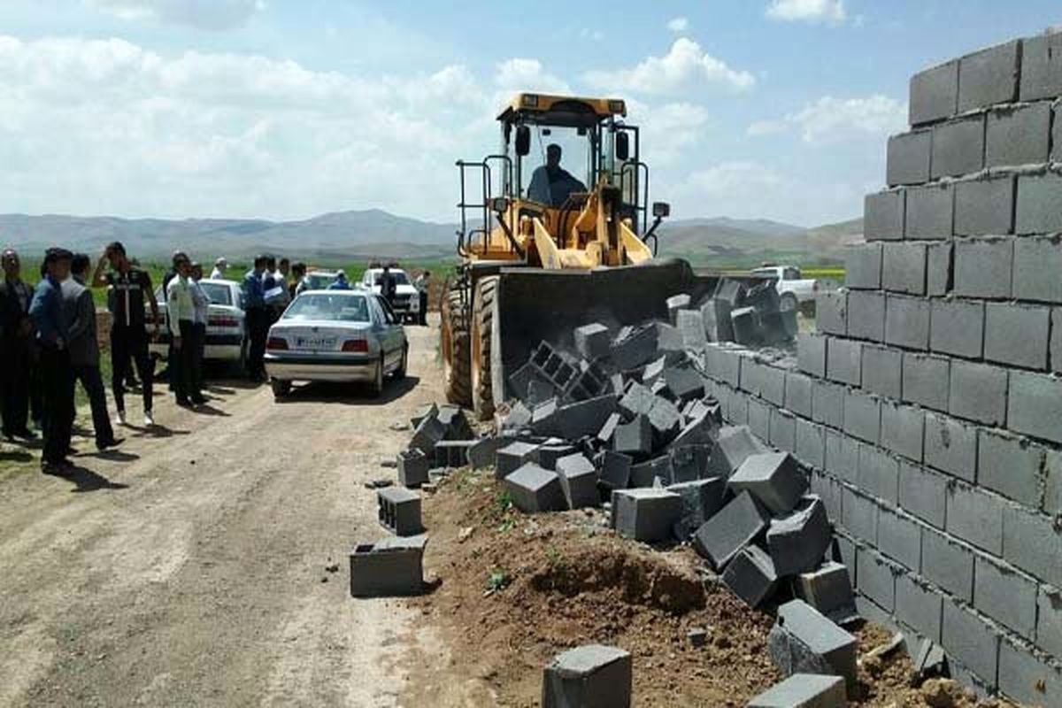 اجرای ۲۰ حکم قلع و قمع در روستای زیارت/ بیش از سه هزار متر مربع آزادسازی شد