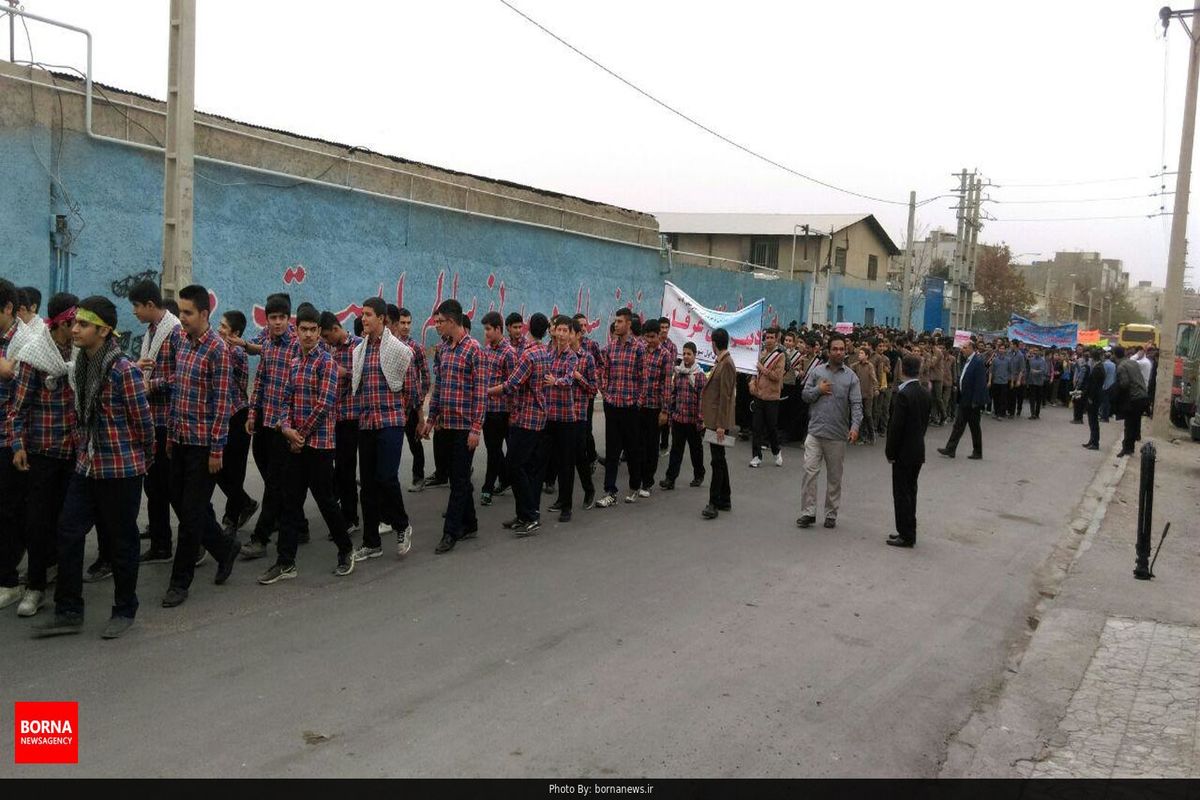 موافق بازگشایی حضوری به صورت کامل با کاهش روند ابتلا خواهیم بود