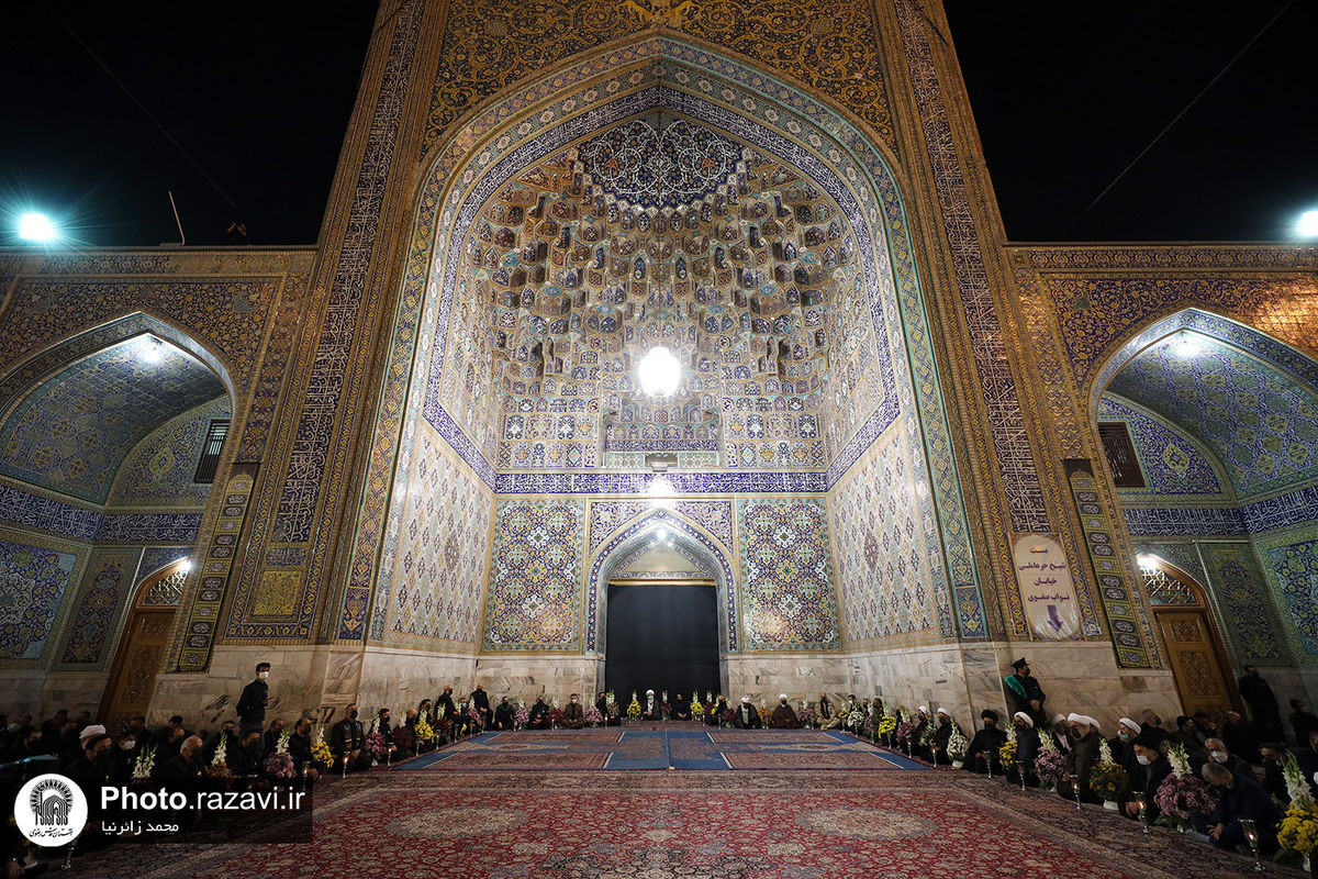 چشمان گریان خادمان در سوگ شهادت مولا