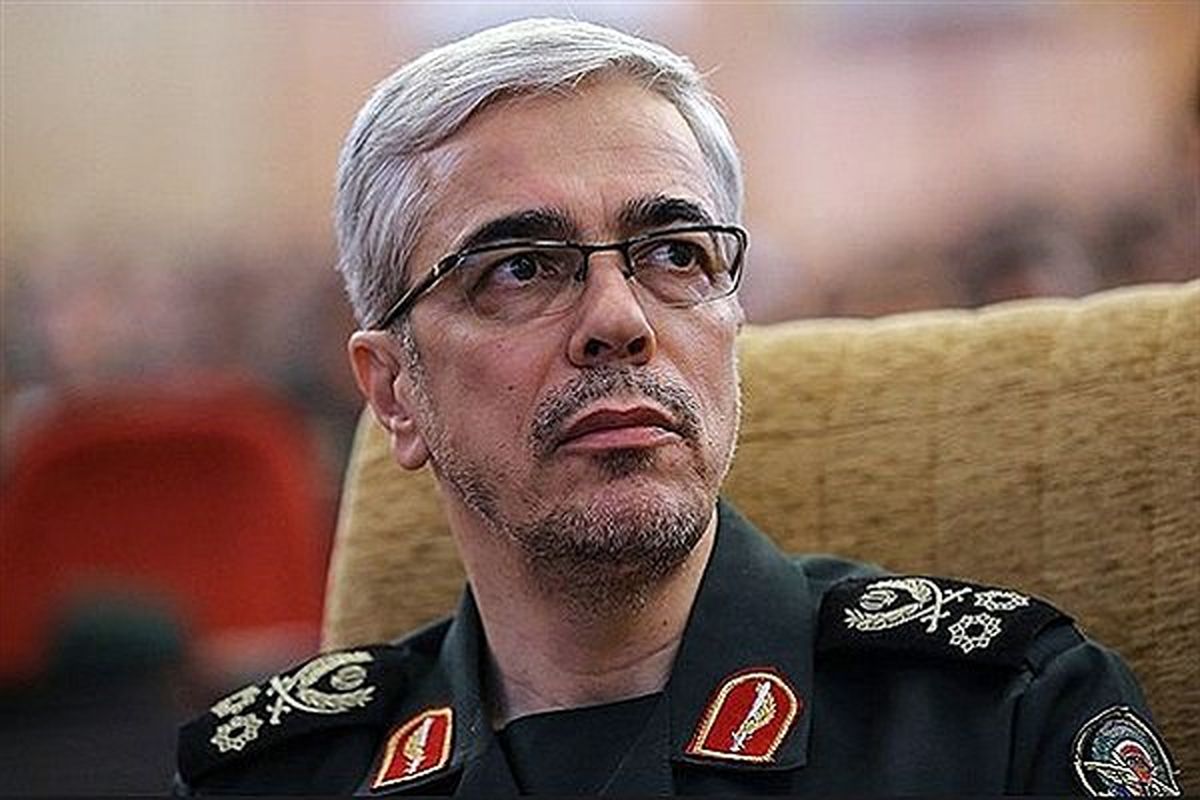 عمران‌خان و سردار باقری تحکیم همکاری‌های دوجانبه را بررسی کردند