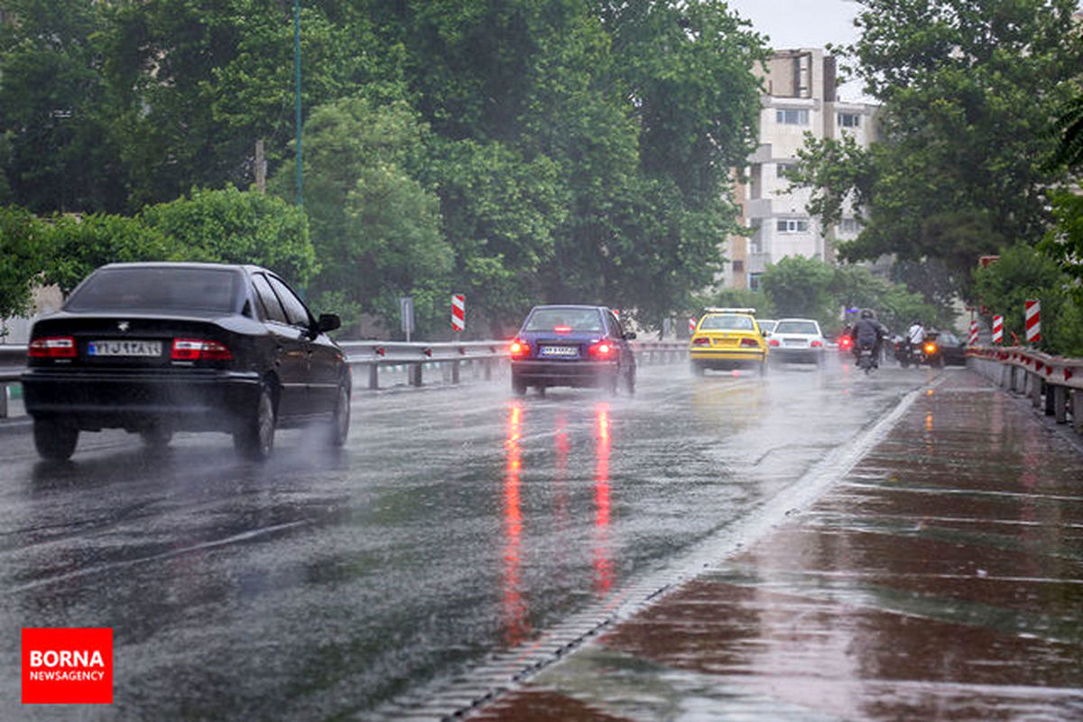 آغاز بارش باران و برف در تهران