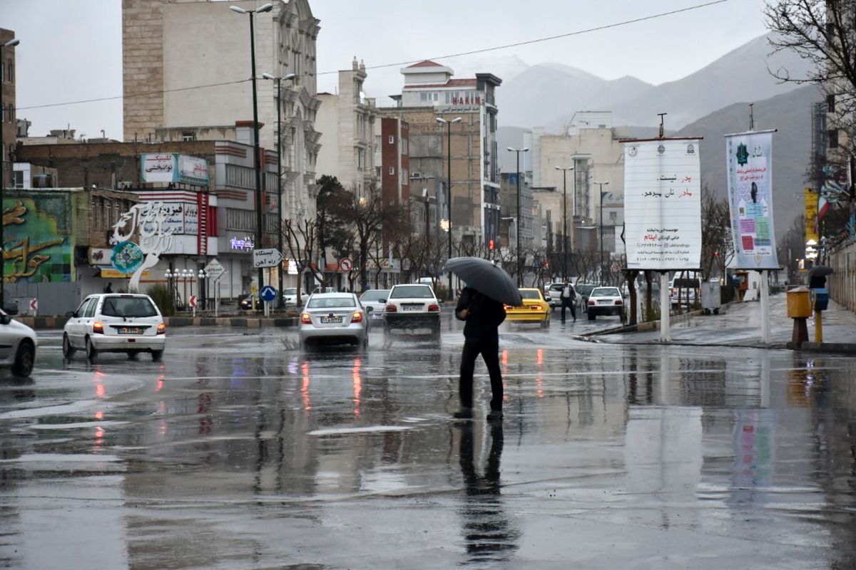 آسمان آخر هفته استان همدان سرد و بارانی است