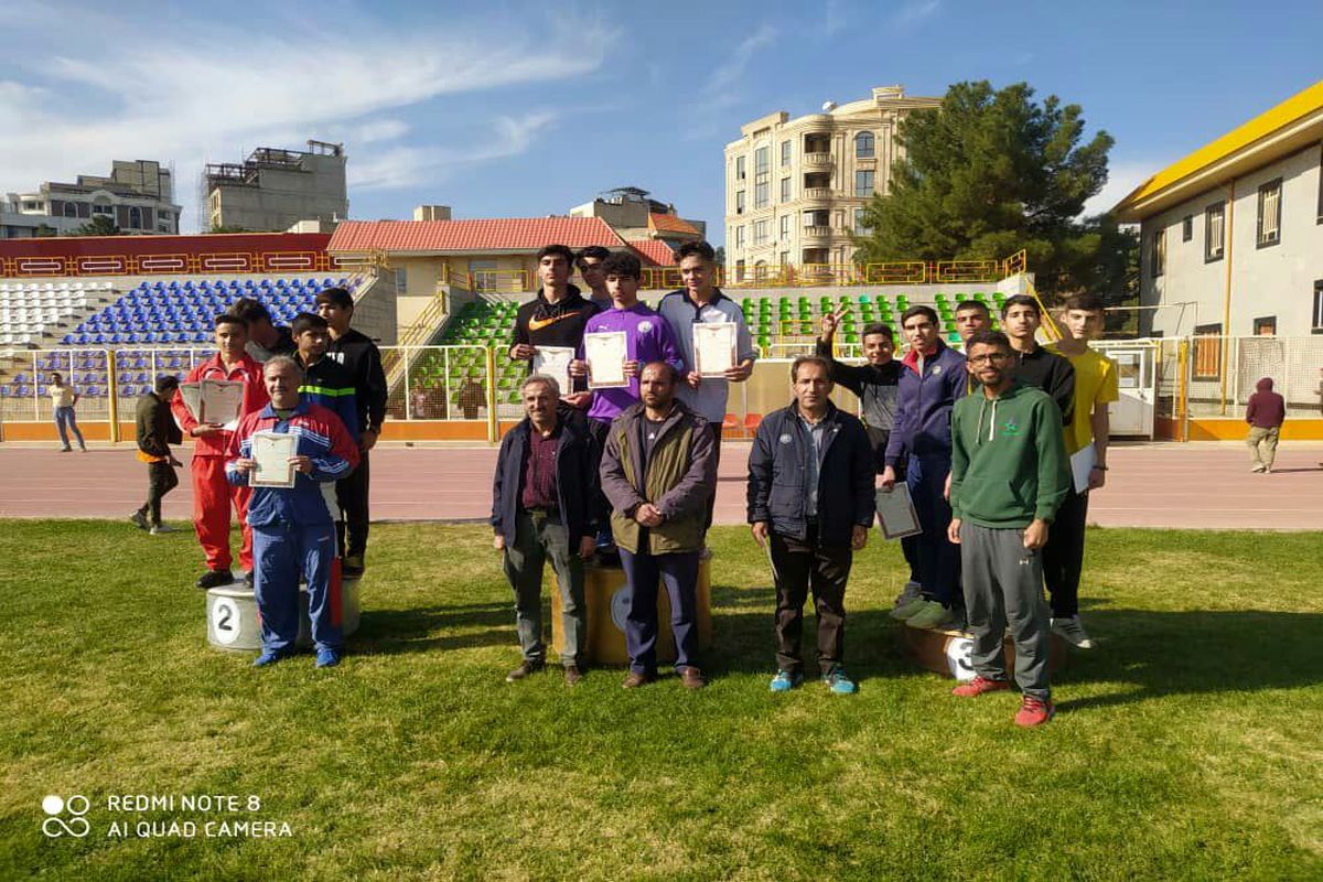 درخشش تیم دو و میدانی کردستان در مسابقات غرب کشور