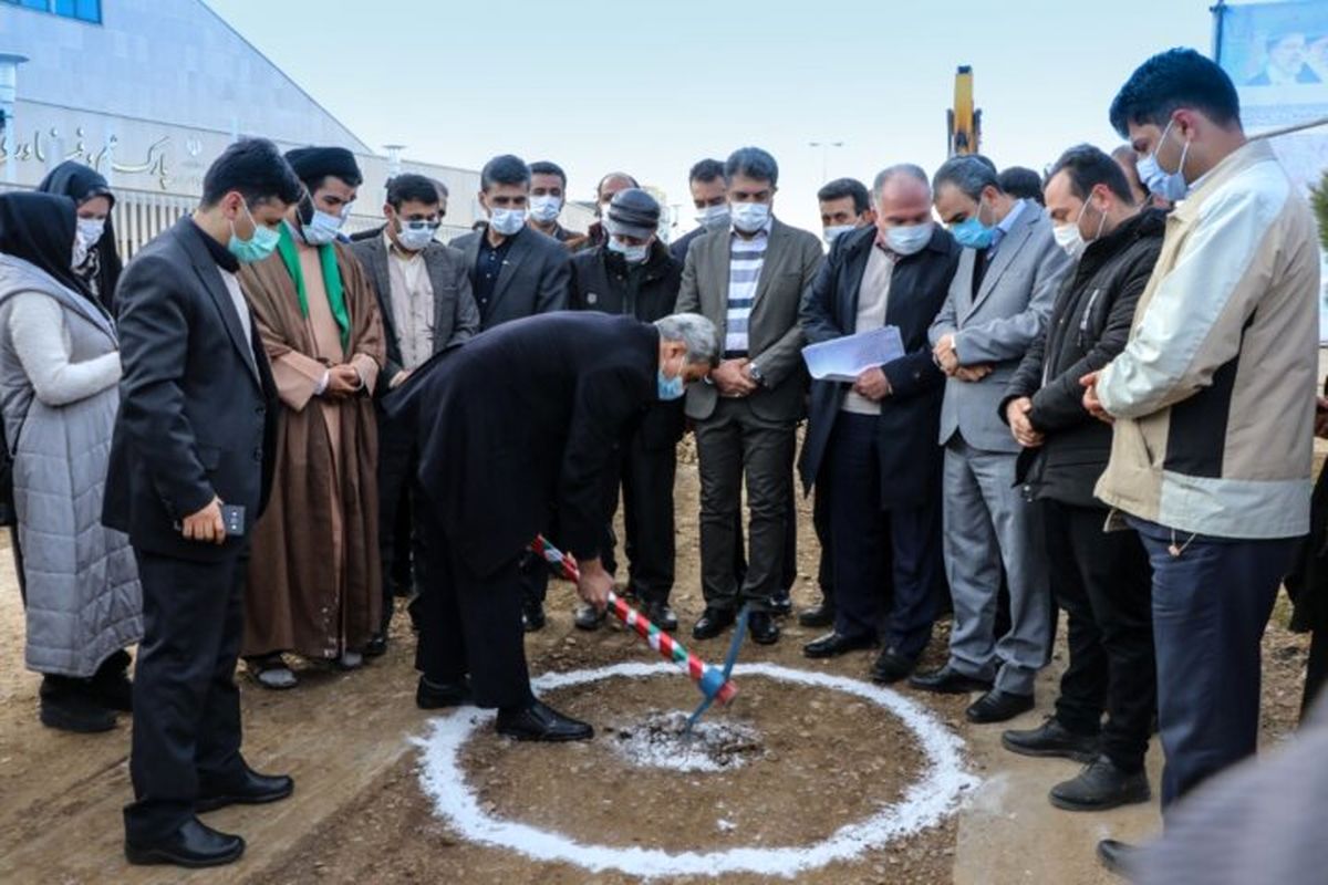 عملیات اجرایی پروژه ضربتی تامین آب شرب شهر همدان با حضور استاندار همدان آغاز شد