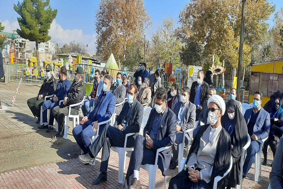 «بوستان بانوان نرگس» با ۵ میلیارد تومان در نهاوند کلنگ زنی شد