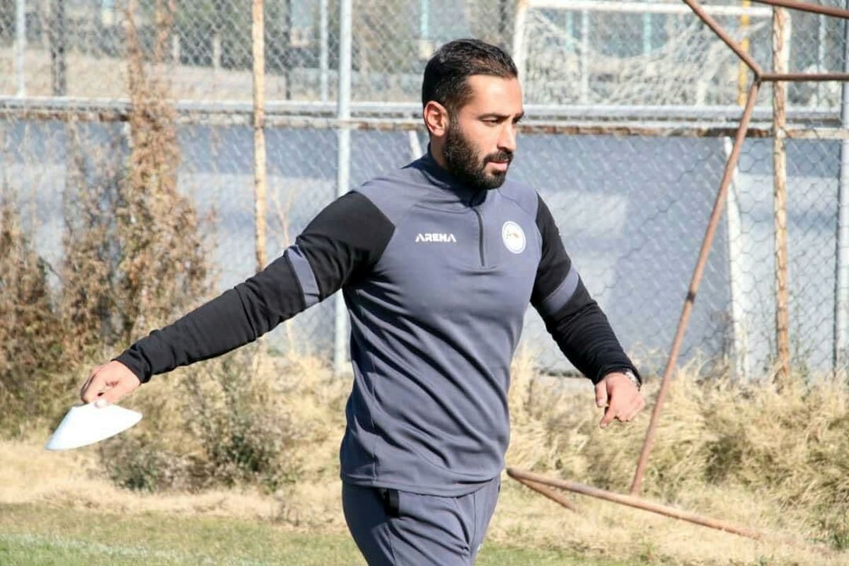 مامانی: هم نفت را شکست می‌دهیم هم استقلال را/ تجربه کمال به پرسپولیس کمک کرد