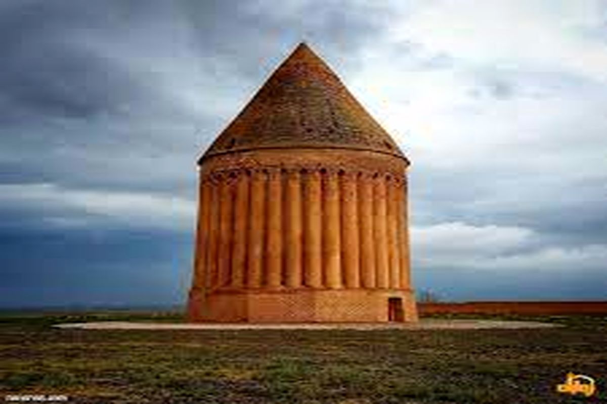 تجلی مهندسی در برج نجومی رادکان