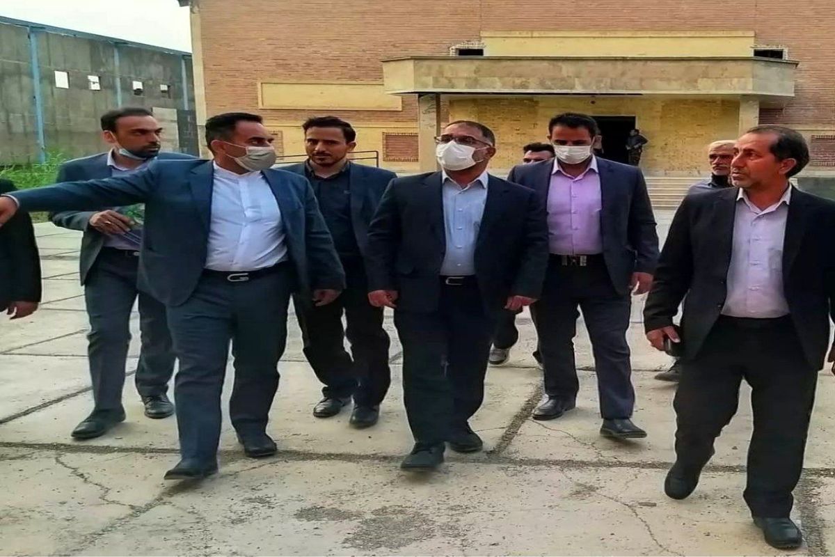 بازدید  استاندار لرستان از مجموعه ورزشی شهید سبزی پرور خرم آباد