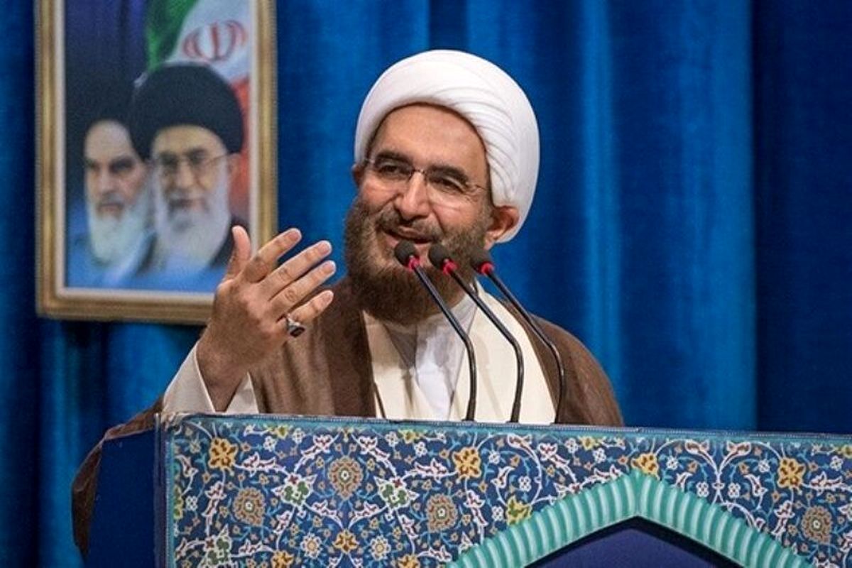 امام جمعه موقت تهران: پارلمان اروپا کمتر از این است که سپاه سرافراز را هدف قرار دهد