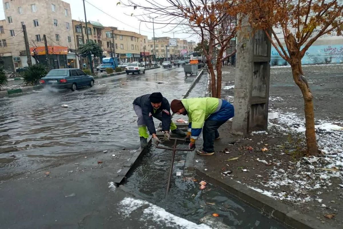 تبلور خدمات و اقدامات جهادی شهرداری ملارد با تلاش شبانه روزی واحد خدمات شهری