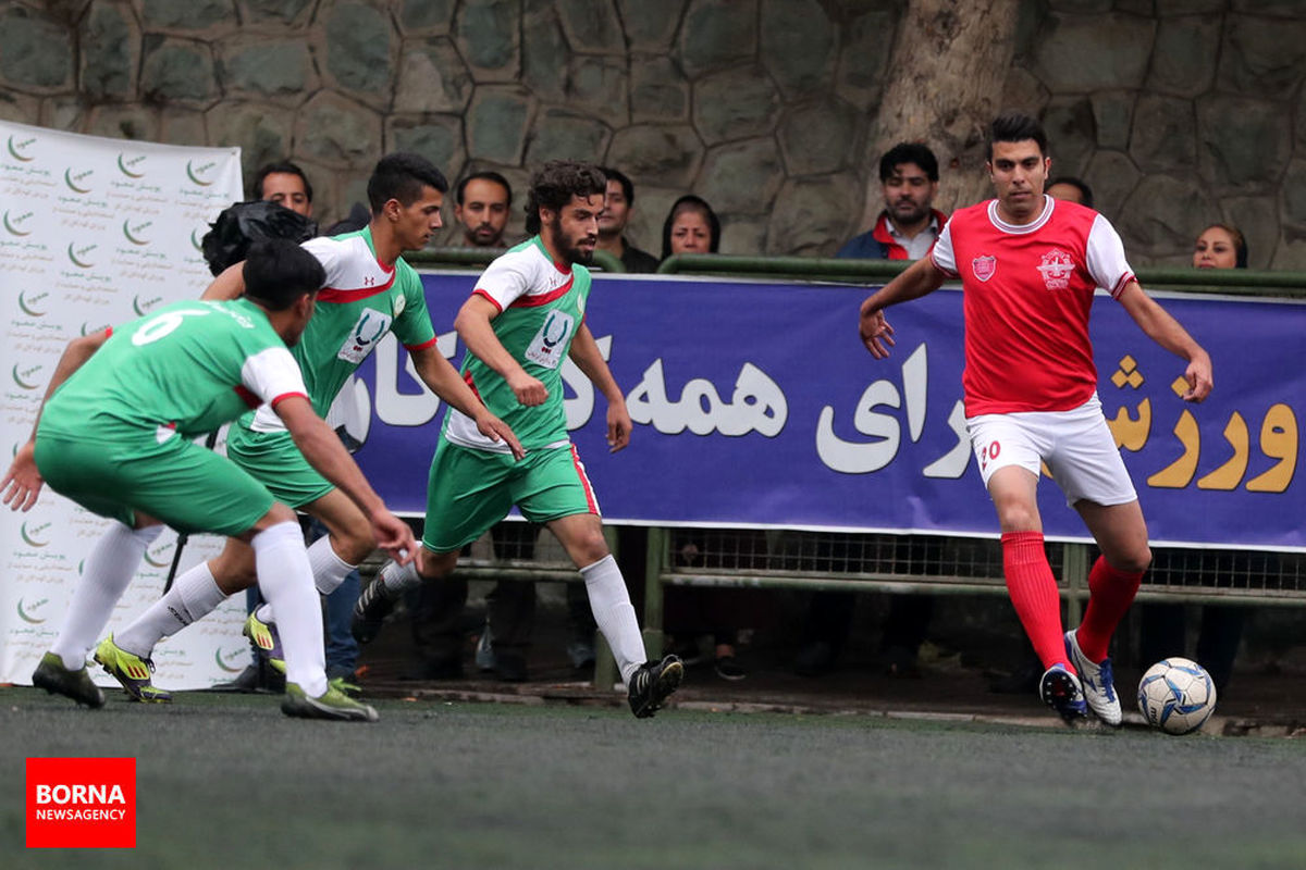 یک پرسپولیسی کمک مربی شد