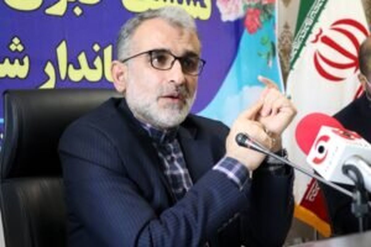 فرماندار قدس: با هر گونه احتکار و سودجویی در کالا برخورد قاطع می شود/   بازداشت دو نفر از کارکنان فرمانداری شهرستان قدس