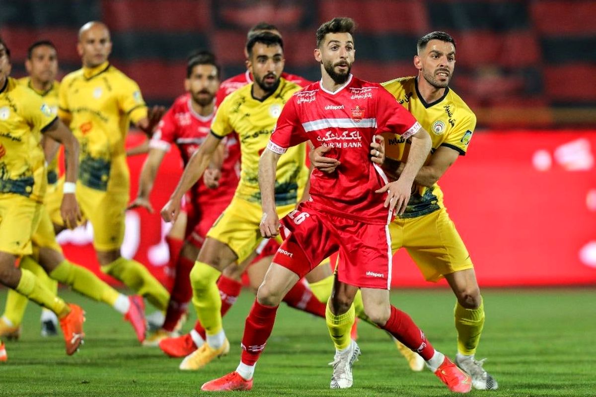 آزادی میزبان فجر- پرسپولیس شد