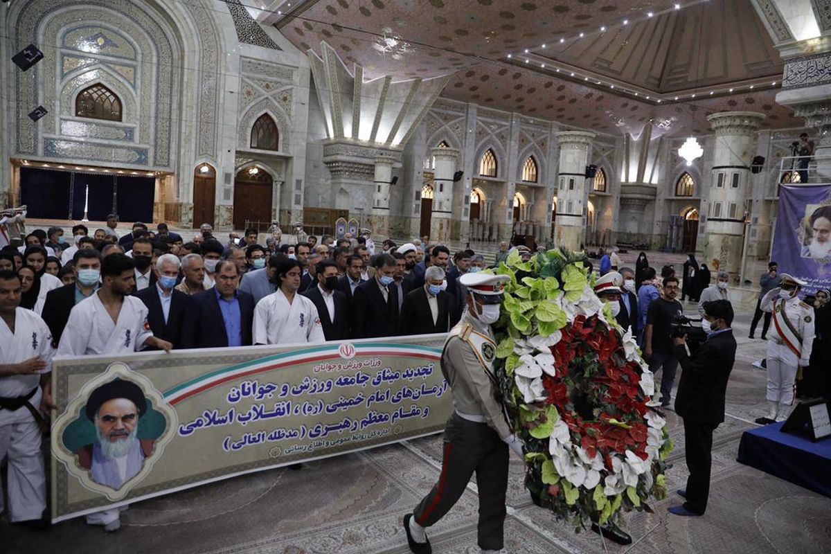 تجدید میثاق جامعه ورزش و جوانان با بنیانگذار کبیر انقلاب اسلامی