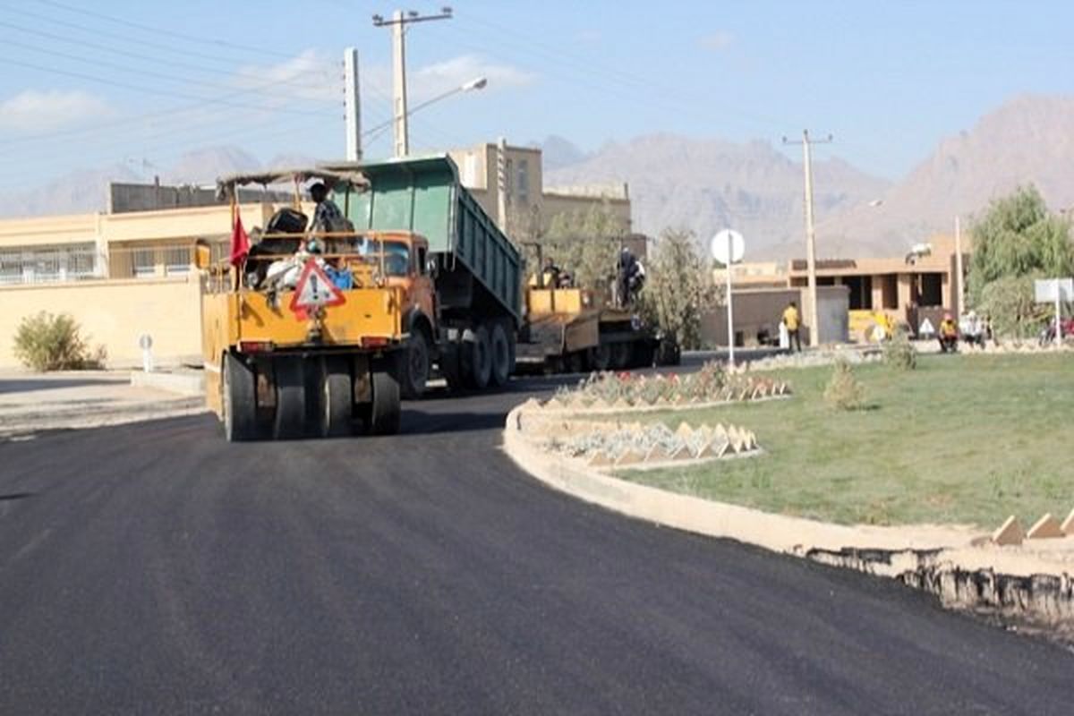 ۴۲۳ هزار متر مربع از معابر روستایی شادگان آسفالت شد