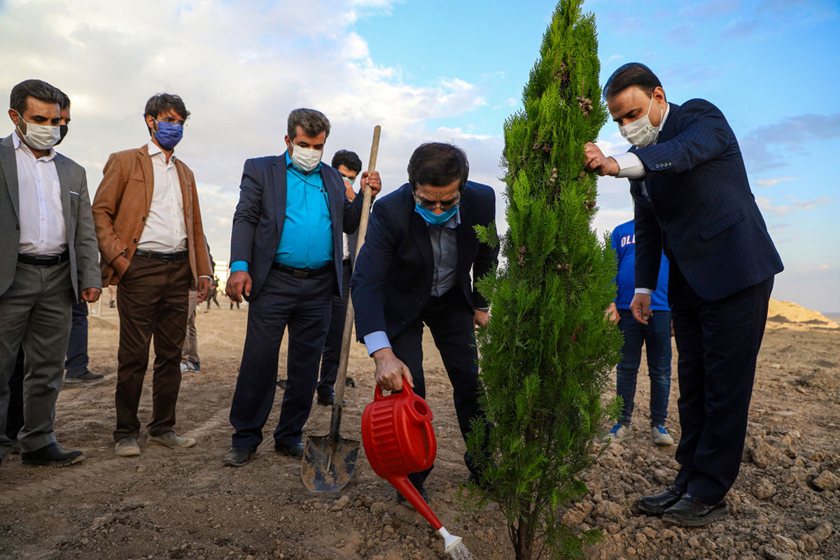 احداث بوستان یادمان ۶۰۹۰ شهید قم