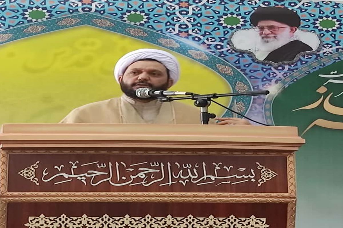 وحدت کلمه و حفظ یکپارچگی ملت ایران عنصر اساسی در مبارزه با استکبار جهانی است