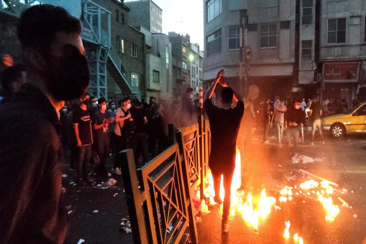 «اجاره انسان رسانه ها»؛ شگرد آمریکا برای تحریک جوانان به اغتشاش در ایران