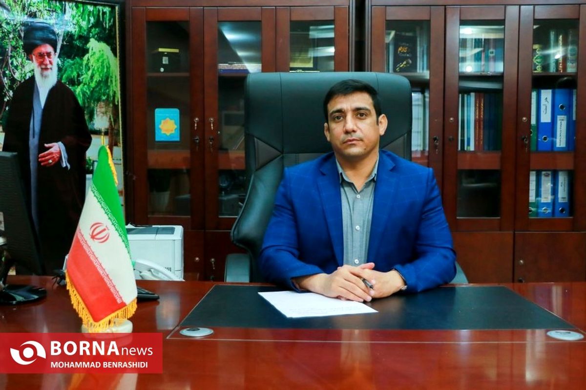 مدیرکل ورزش و جوانان خوزستان: افتتاح بیش از ۵۲ هزار متر مربع زیرساخت ورزشی با نگاهی ویژه به مناطق محروم خوزستان / واگذاری ۹ پروژه به بخش خصوصی و صرفه جویی ۳۰۰ میلیارد در بوجه دولتی / فعالیت قابل قبول ۸۹ سازمان مردم نهاد جوانان استان