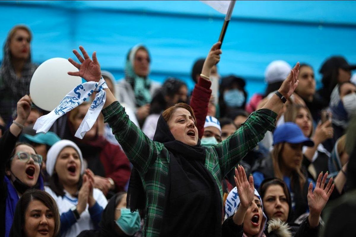 طی نامه ای ، باشگاه ملوان خواستار حضور بانوان هوادار در استادیوم شد