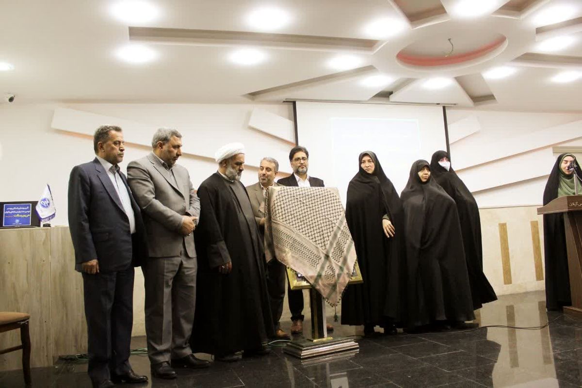 برگزاری آیین رونمایی از پوستر دومین جشنواره رسانه ای بانوان حریم رسالت در رشت