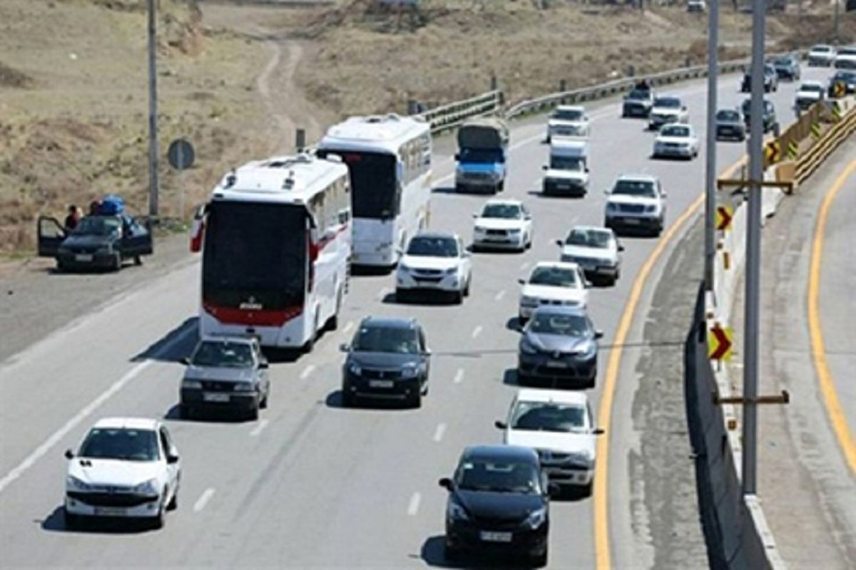 رشد ۲۹ درصدی تردد خودرو در محورهای خوزستان