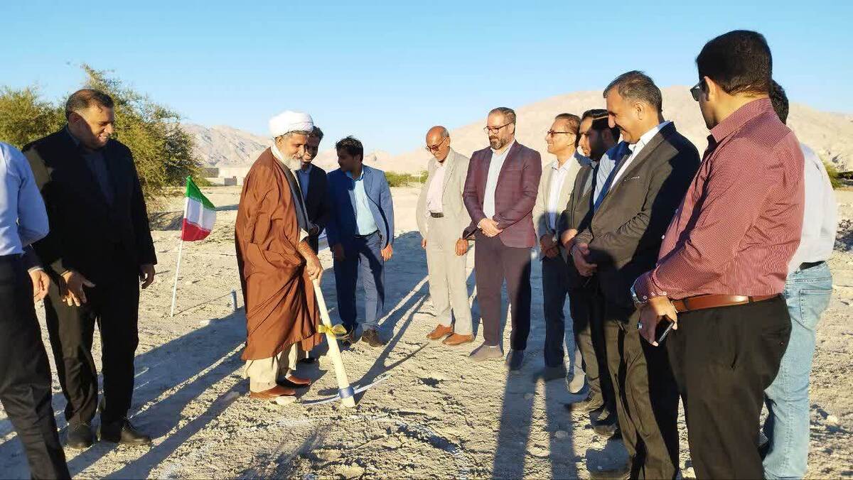 عملیات احداث هفدهمین هنرستان در بخش مرکزی شهرستان بستک کلید خورد