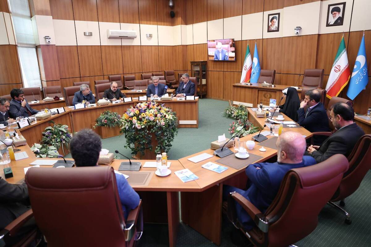 اسلامی: با نتیجه‌گرا کردن دستاوردها با تصویرسازی ظالمانه دشمن از فعالیت‌های هسته‌ای کشورمان مقابله می‌کنیم