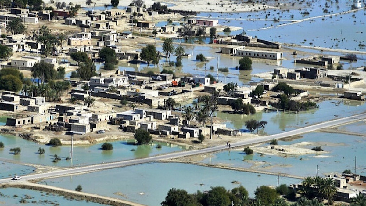 کمک بالغ بر ۱۰ میلیارد تومانی نیکوکاران تهرانی برای سیل زدگان سیستان و بلوچستان 