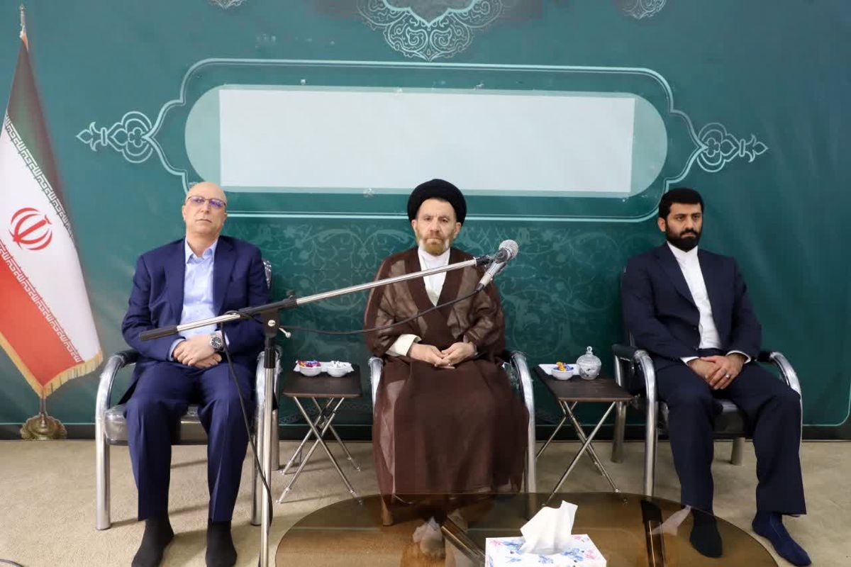 نماینده ولی فقیه در  لرستان : اقدامات علمی  برای تولید اشتغال و ثروت در استان انجام نشده است