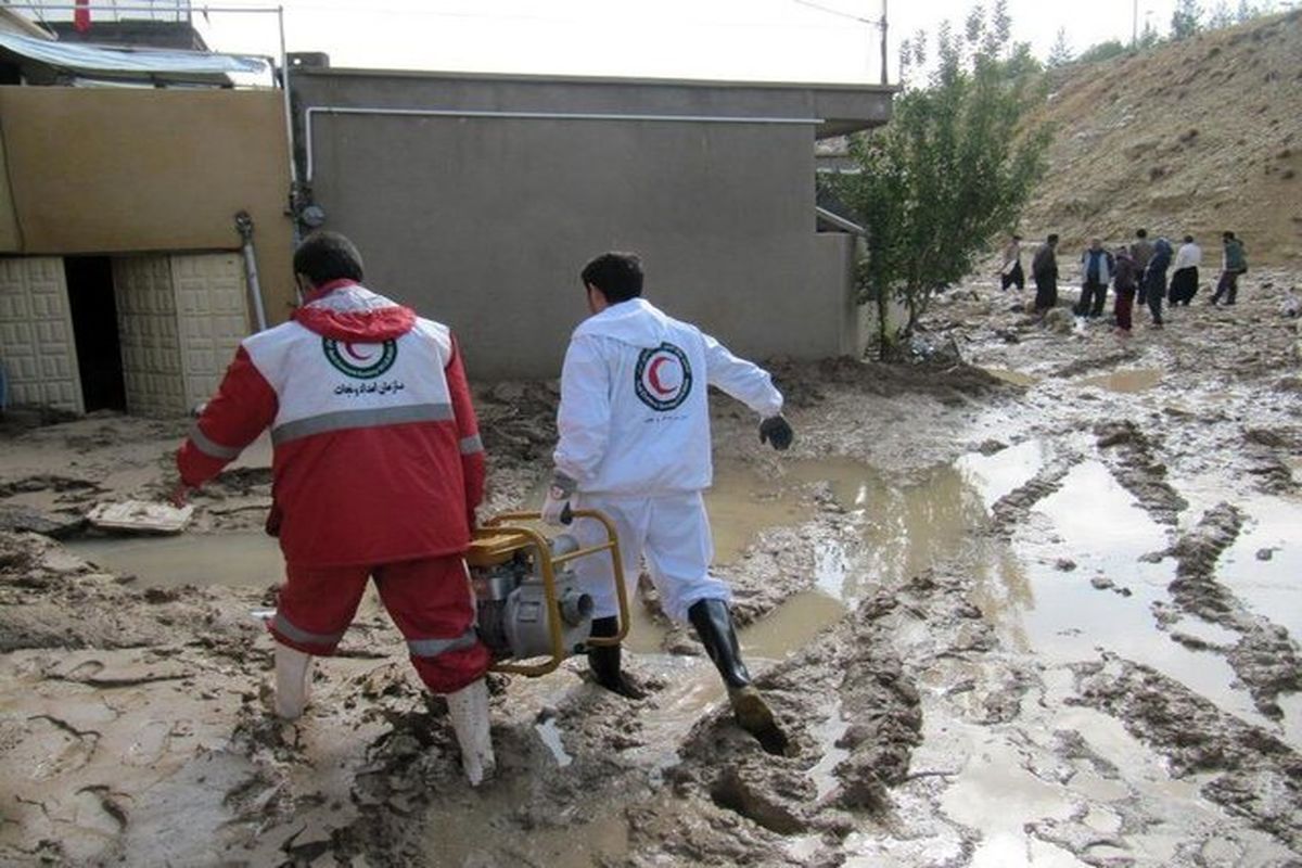 کاهش بیش از ۴۰ درصدی بارندگی‌های تهران نسبت به بلندمدت/ آیا بارش‌های سیل‌آسای تابستانی در راه است؟