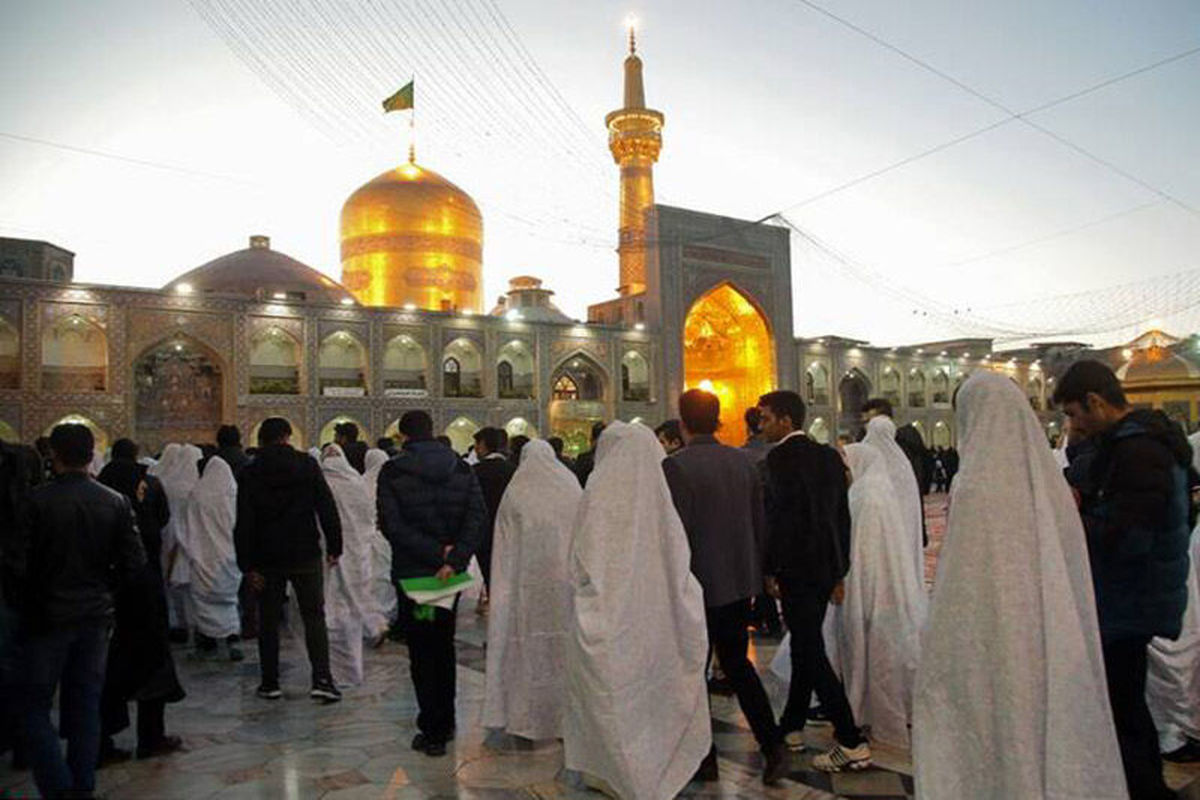 دانشجویان آبادانی خطبه عقد خود را در جوار امام رضا(ع) جاری کردند