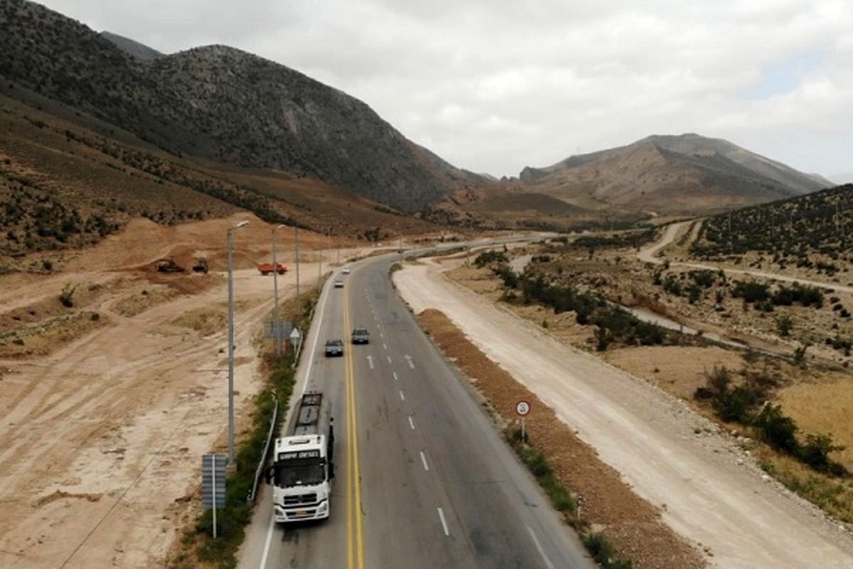 بیش از ۲۸ میلیون خودرو در محورهای مواصلاتی خراسان شمالی تردد کردند