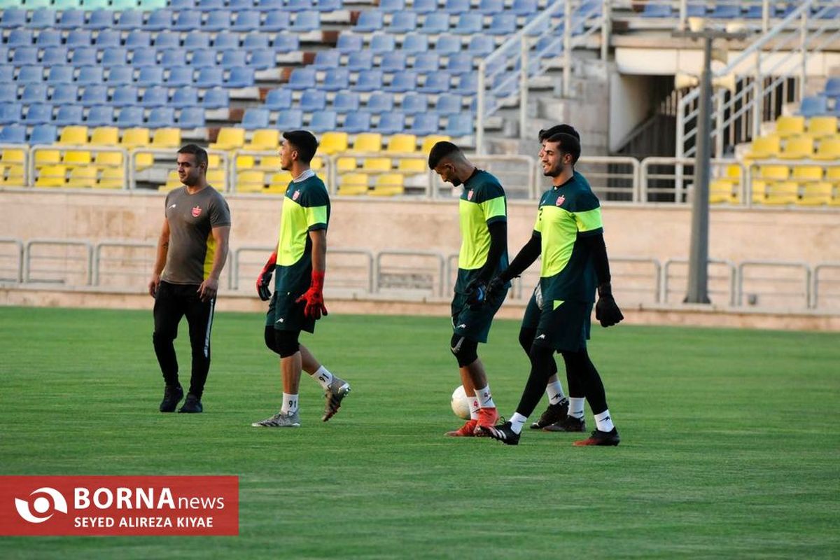 معادلات بهم خورد/ احتمال جذب دروازه‌بان بزرگسال برای پرسپولیس‌