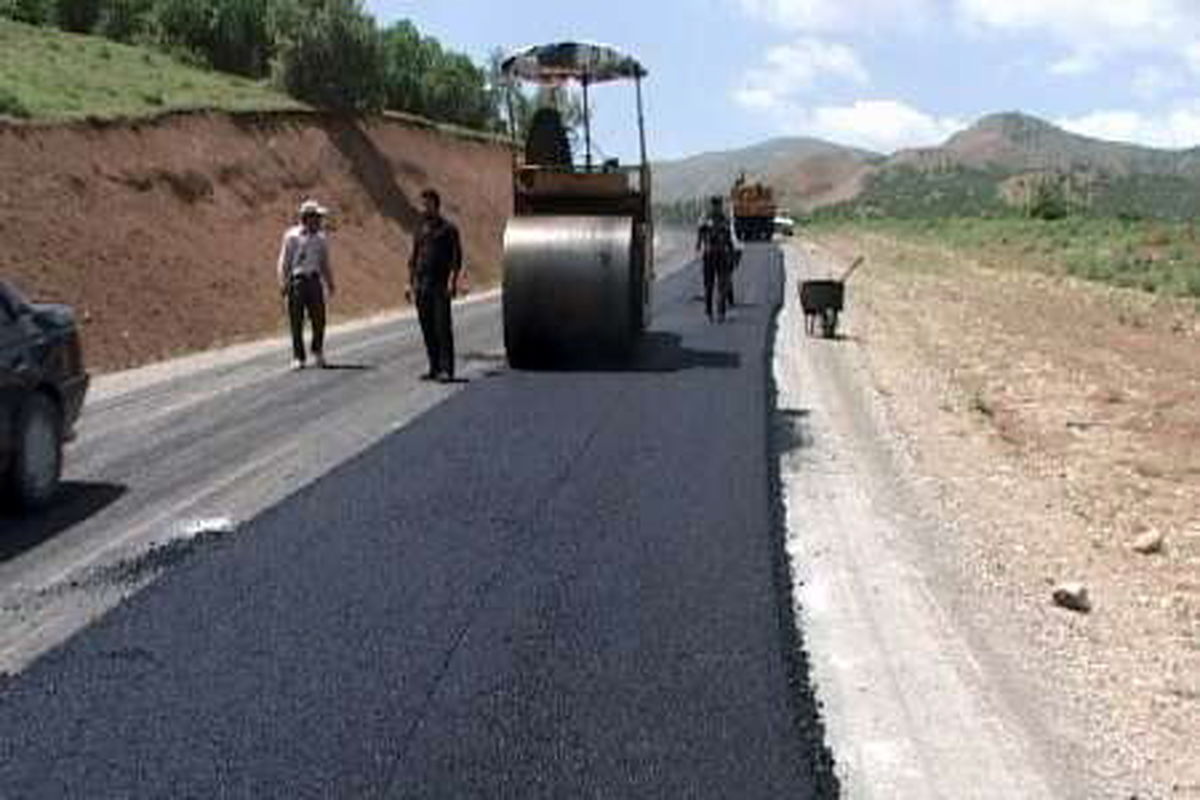 بهره مندی نزدیک به ۱۷۰۰ روستای بالای ۲۰ خانوار آذربایجان‌غربی از راه آسفالت