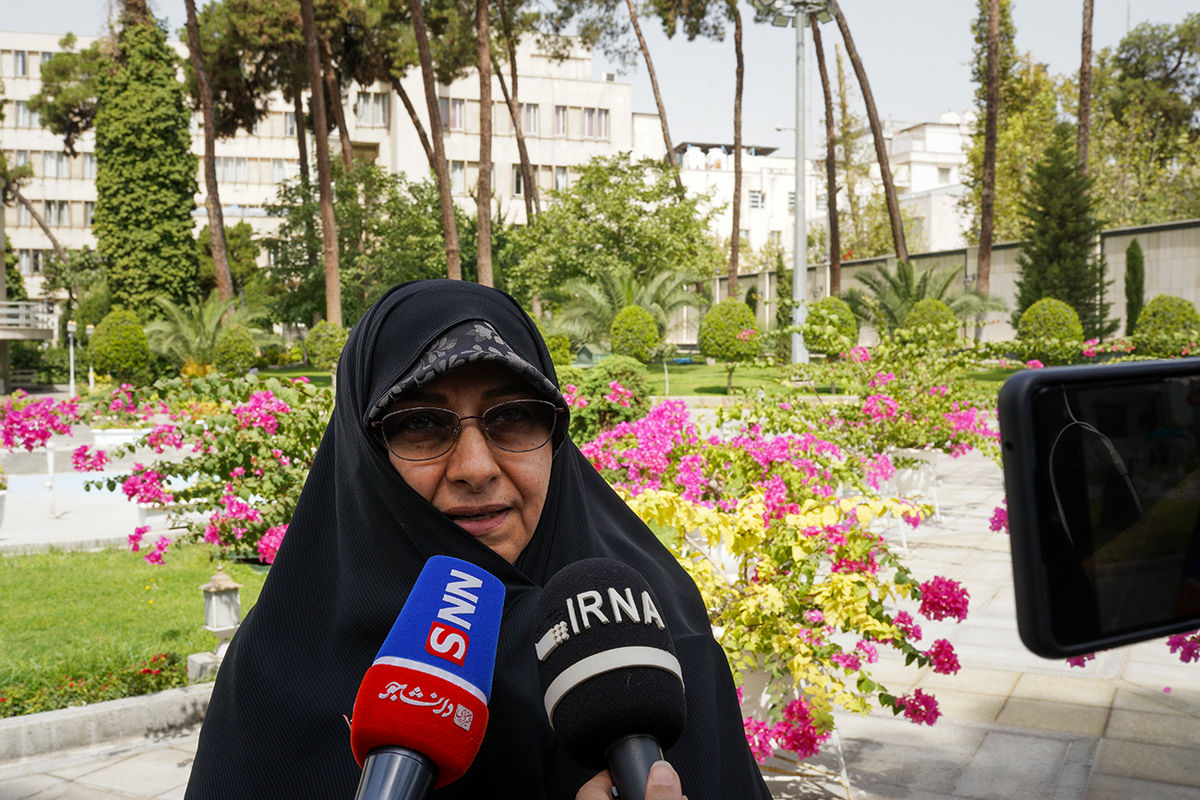 لزوم تقدیر از بیمارستان هایی که جایگاه مناسبی جهت تغذیه کودک از شیر مادر تدارک دیدند