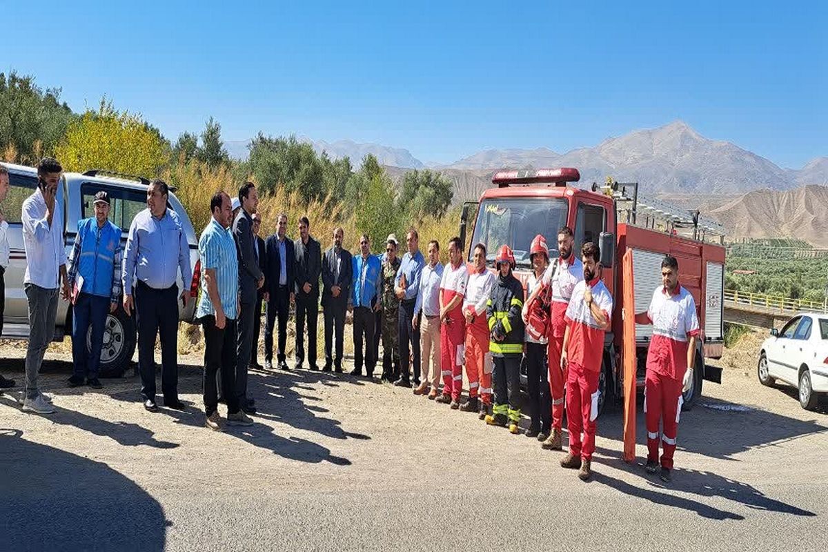 مانور ساعت صفر با موضوع آتش سوزی و تصادفات جاده ای در شهرستان طارم برگزار شد