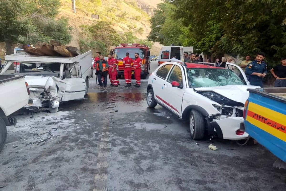 برخورد دو خودرو در جاده چالوس سه مصدوم برجای گذاشت