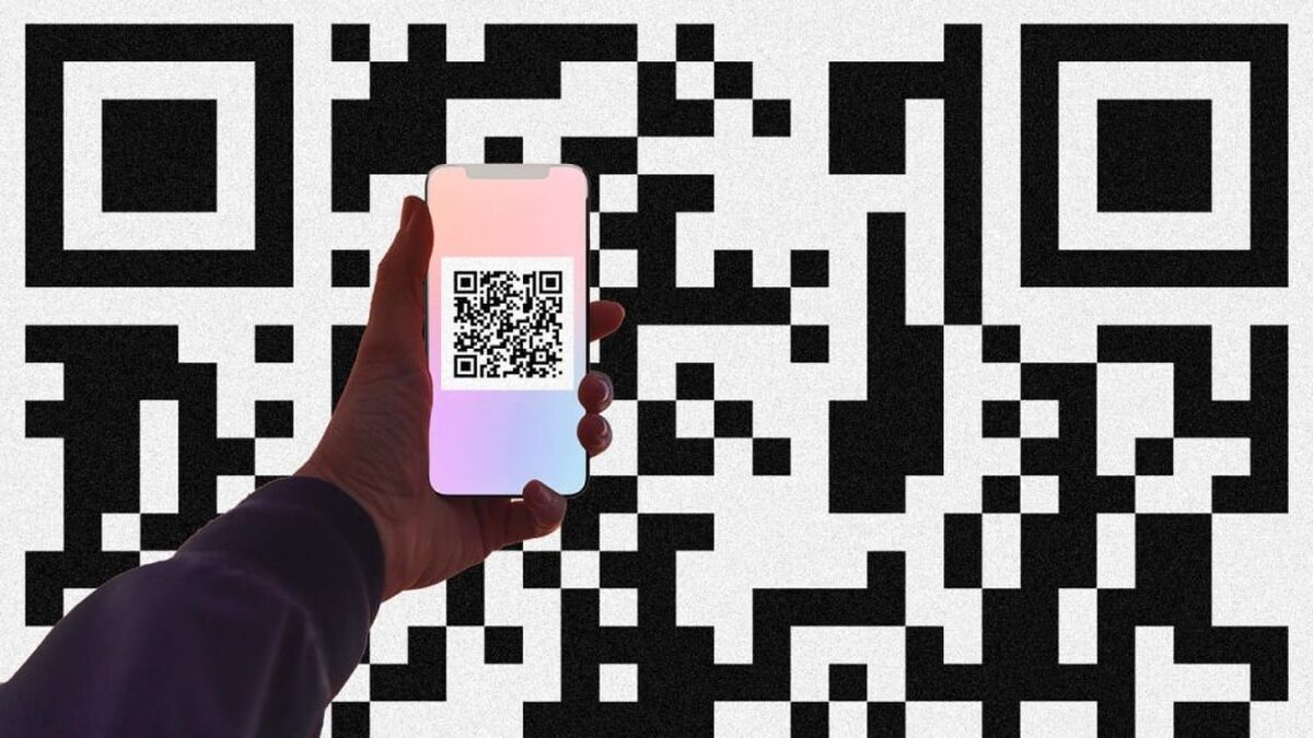 کد‌های «QR» شگردی برای کلاهبرداری/ مراقب بروشور‌های QR در اماکن عمومی و مترو باشید!