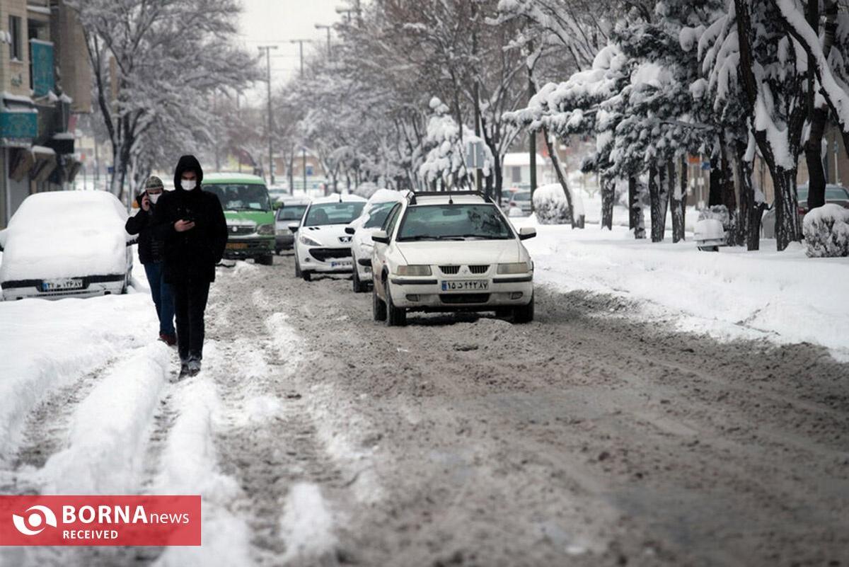 آماده‌باش گسترده برای پیشگیری از آبگرفتگی همزمان با بارش برف در تهران