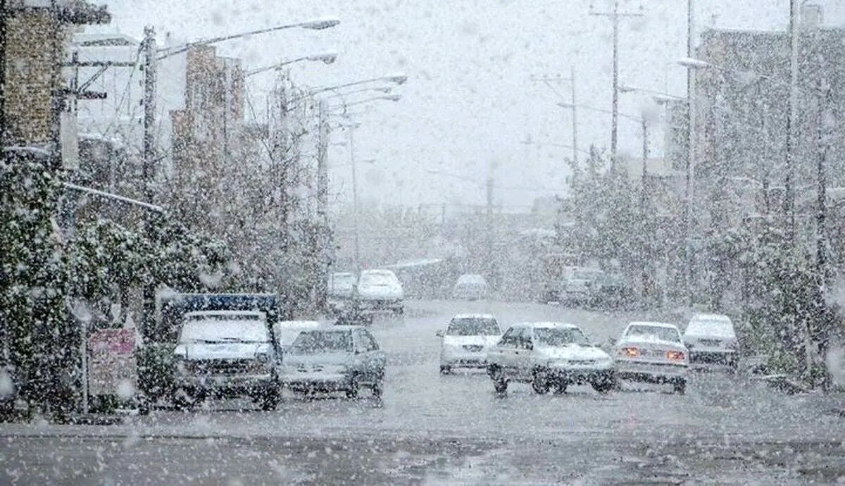 سرمای شبانه در ۲۱ مرکز استان / افزایش آلاینده‌ها در تهران